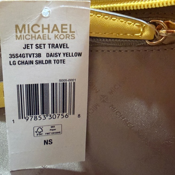 Michael Kors Jet Set Large Signature Logo Yellow Shoulder Tote Bag - Picture 2 of 11